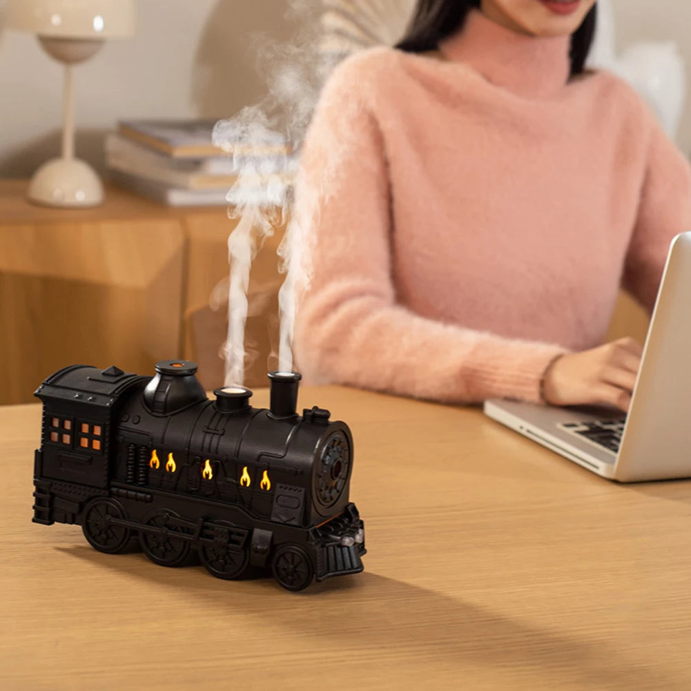 "Train-Shaped Essential Oil Diffuser:Cool Mist Humidifier"